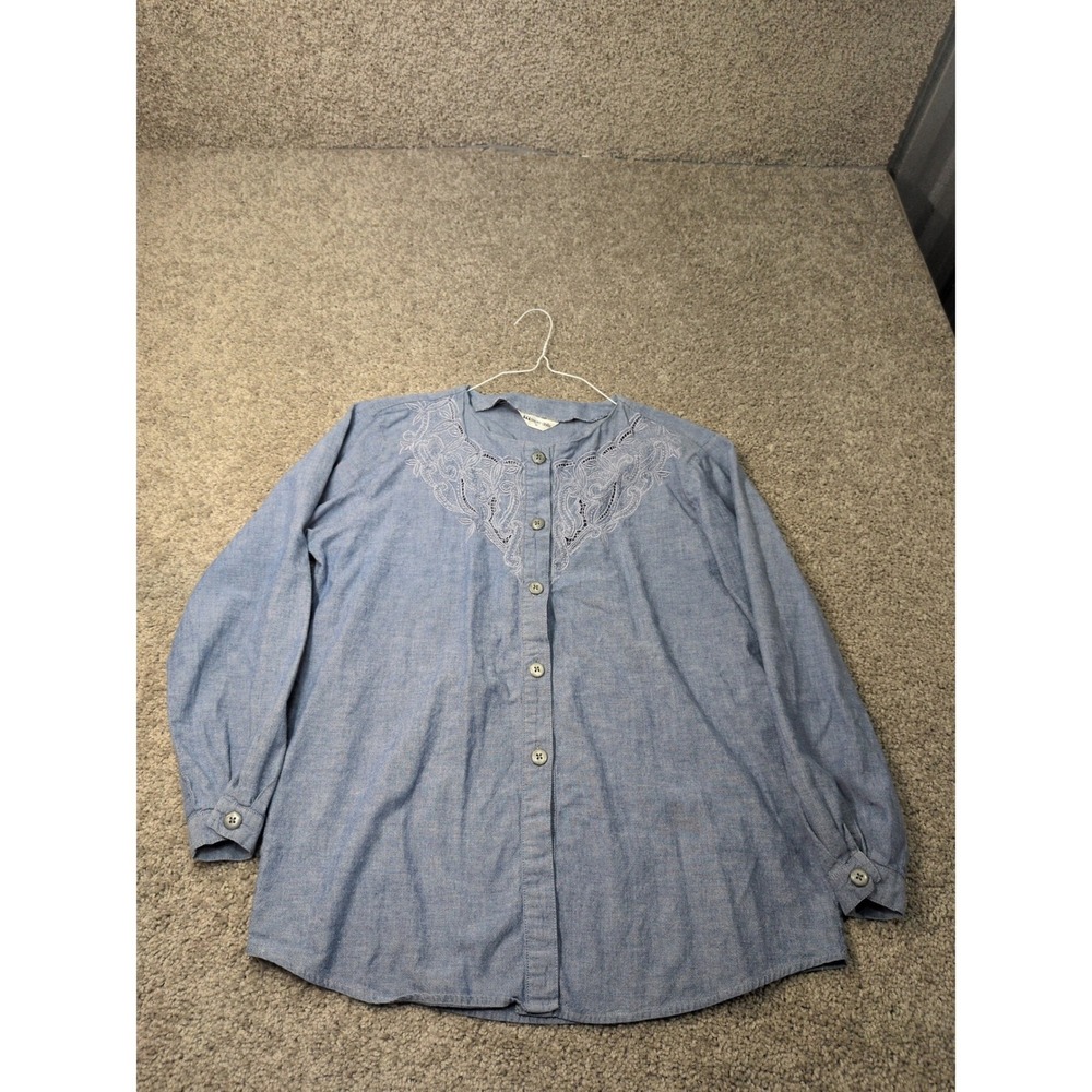 Paper Dolls Womens Blue Chambray Lace Embroidered Button Down Shirt‎ Small